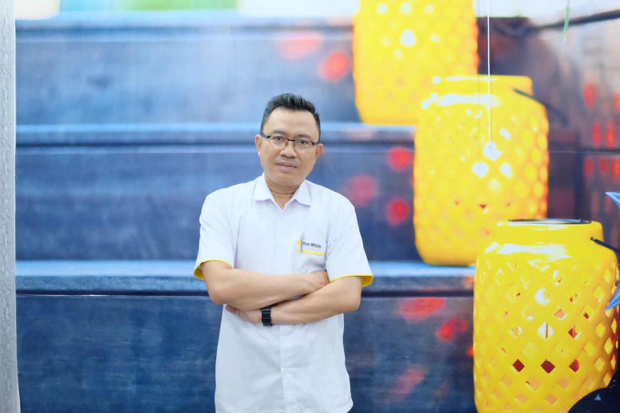 Agent properti dari Properthy.com - Aliong Prestige